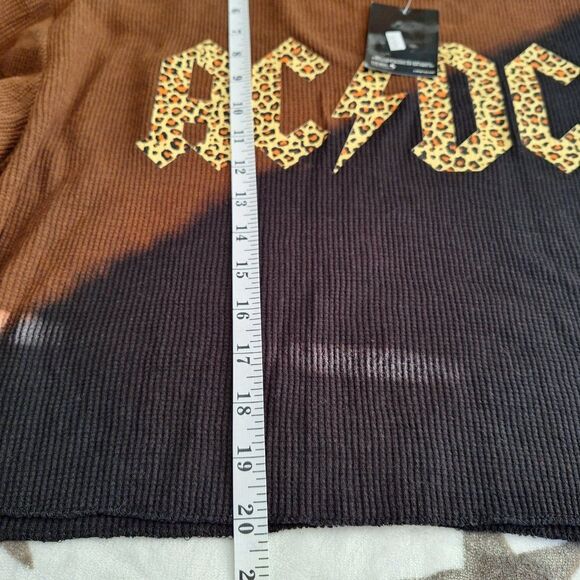 NWT-Size XL‎ AC/DC Crop Tie Dye Waffle Knit Animal Print Band Tee Long Sleeve - Picture 7 of 9